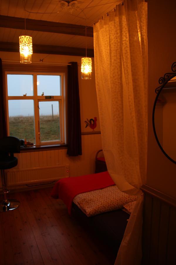 Julia'S Guesthouse B&B Hnaus Dış mekan fotoğraf